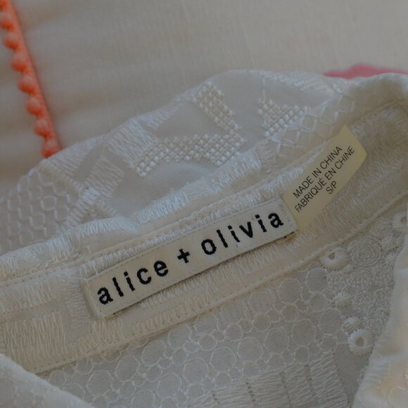 Alice + Olivia Tanisha White Embroidered Patchwork Button Down Tunic Shirt Sz S - Picture 5 of 9